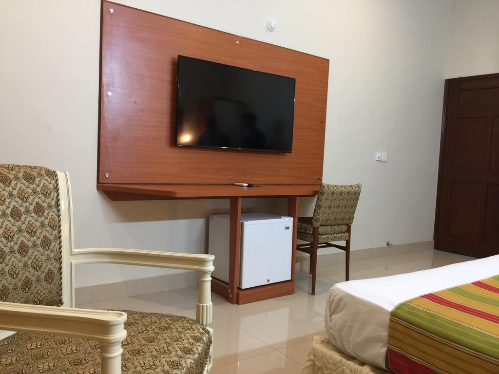 Star Guest House Karachi Buitenkant foto