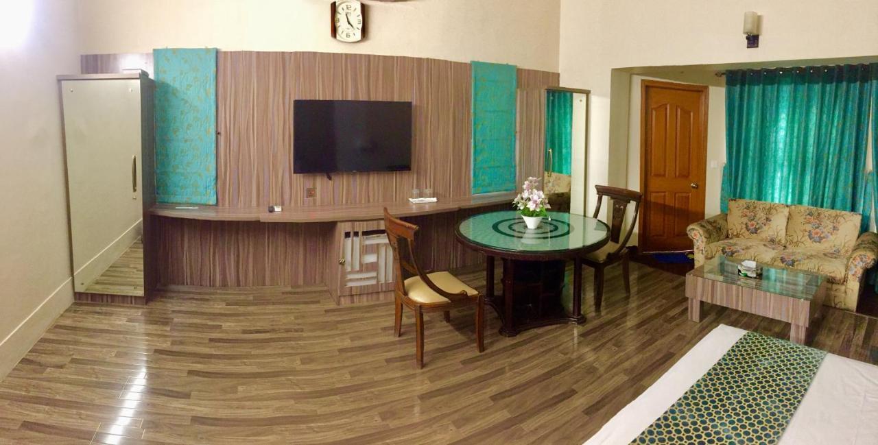 Star Guest House Karachi Buitenkant foto